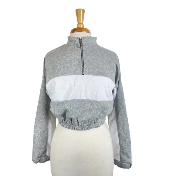 gray & white cropped mock neck quarter zip sweatshirt half zip sweater elastic - Picture 6 of 11